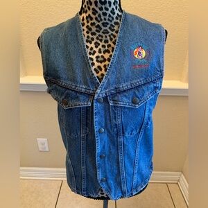 Vintage Wildhorse Saloon Nashville Embroidered Denim Vest.  Size S. 
100% cotton